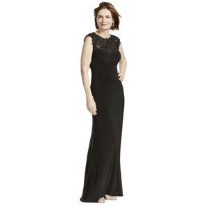 XSCAPE Cap Sleeve Jersey Dress in Black Lace Illusion Yoke Side Ruching Size 6